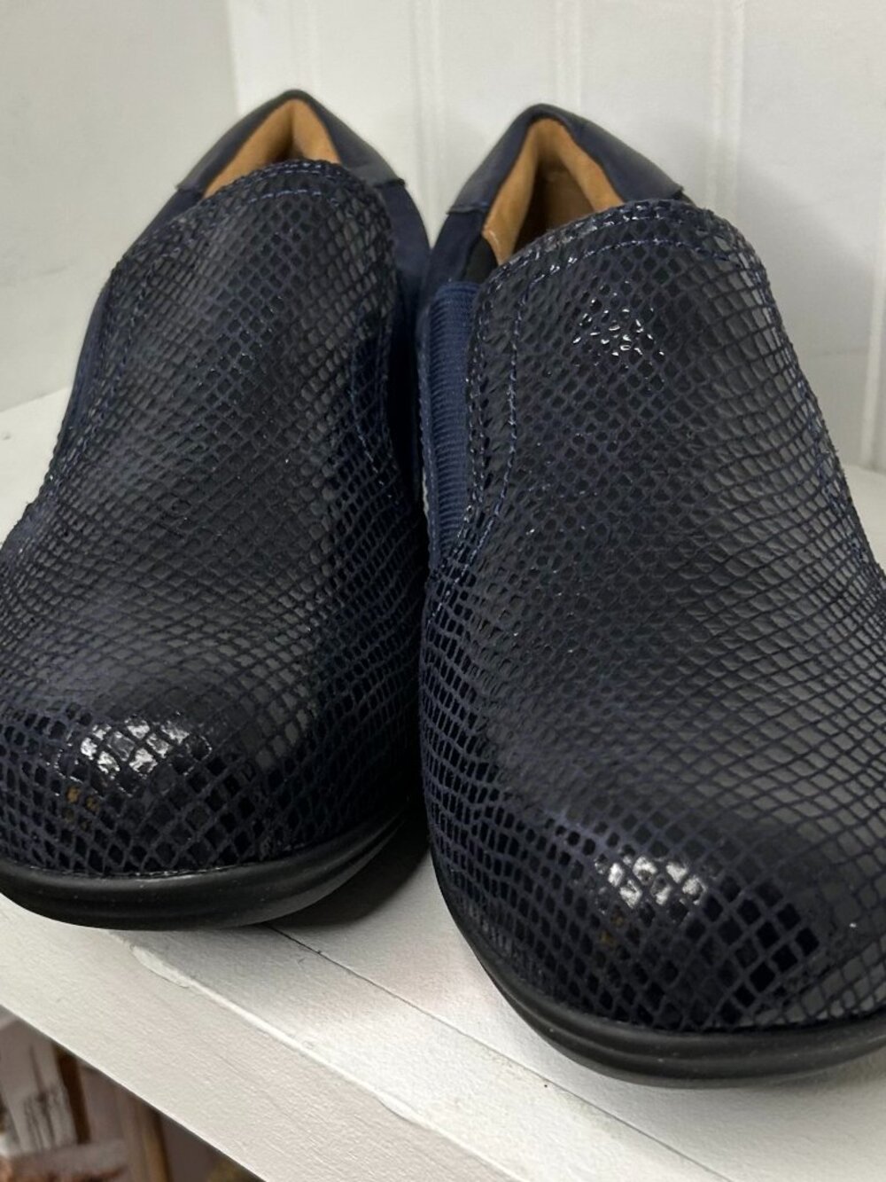 Walking Cradles Womens Cormick Blue Casual Flats Size 8.5 (Wide)